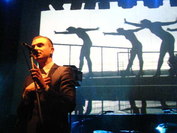 HURTS BARCELONA 12-2-2011