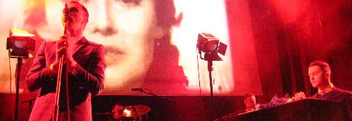 HURTS EN LA SALA APOLO DE BARCELONA 12-2-22011