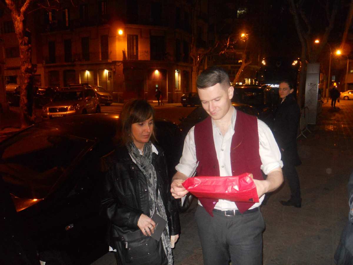 HURTS BARCELONA 12-2-2011